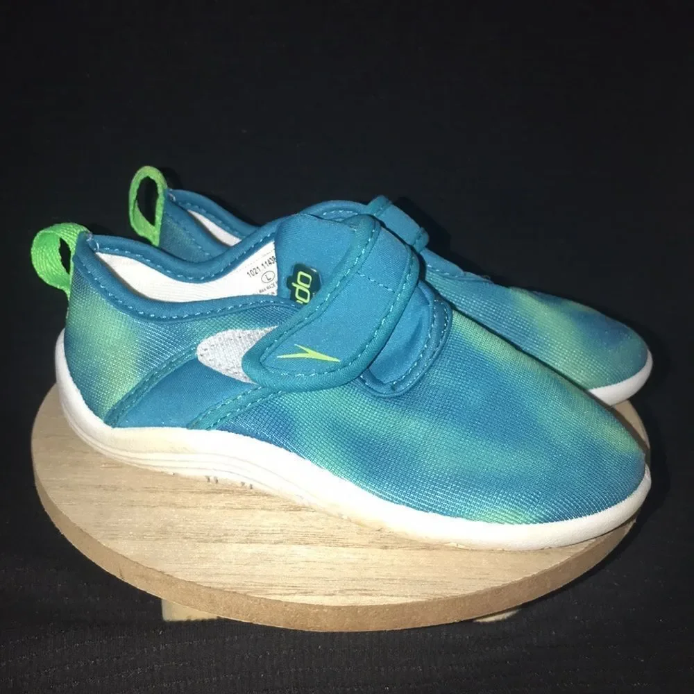 Speedo Kids Large (9/10) Water Shoes The Original Surfwalker